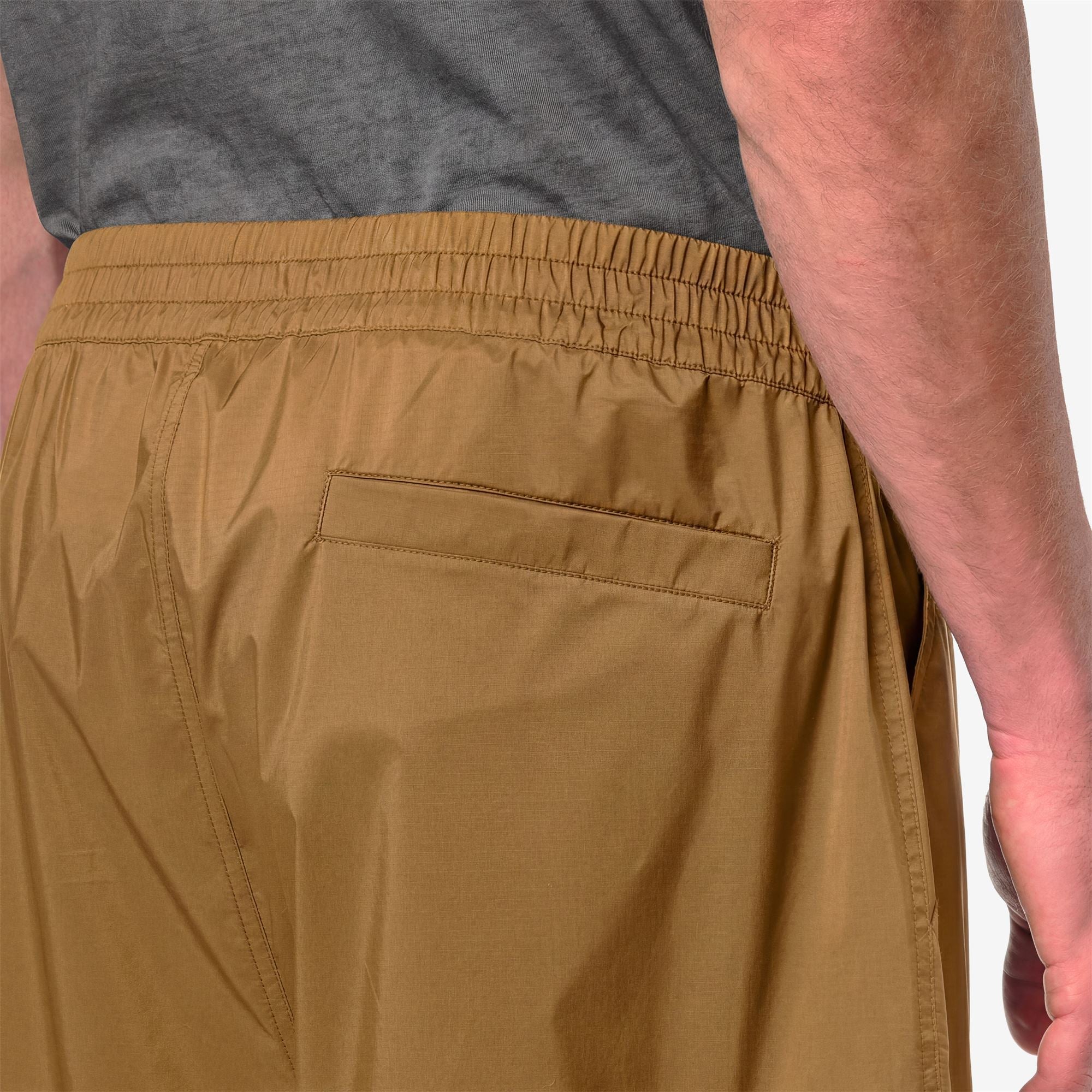 Pants_Man_MAT LF_Cargo_Brown Bistre - Commercial 7