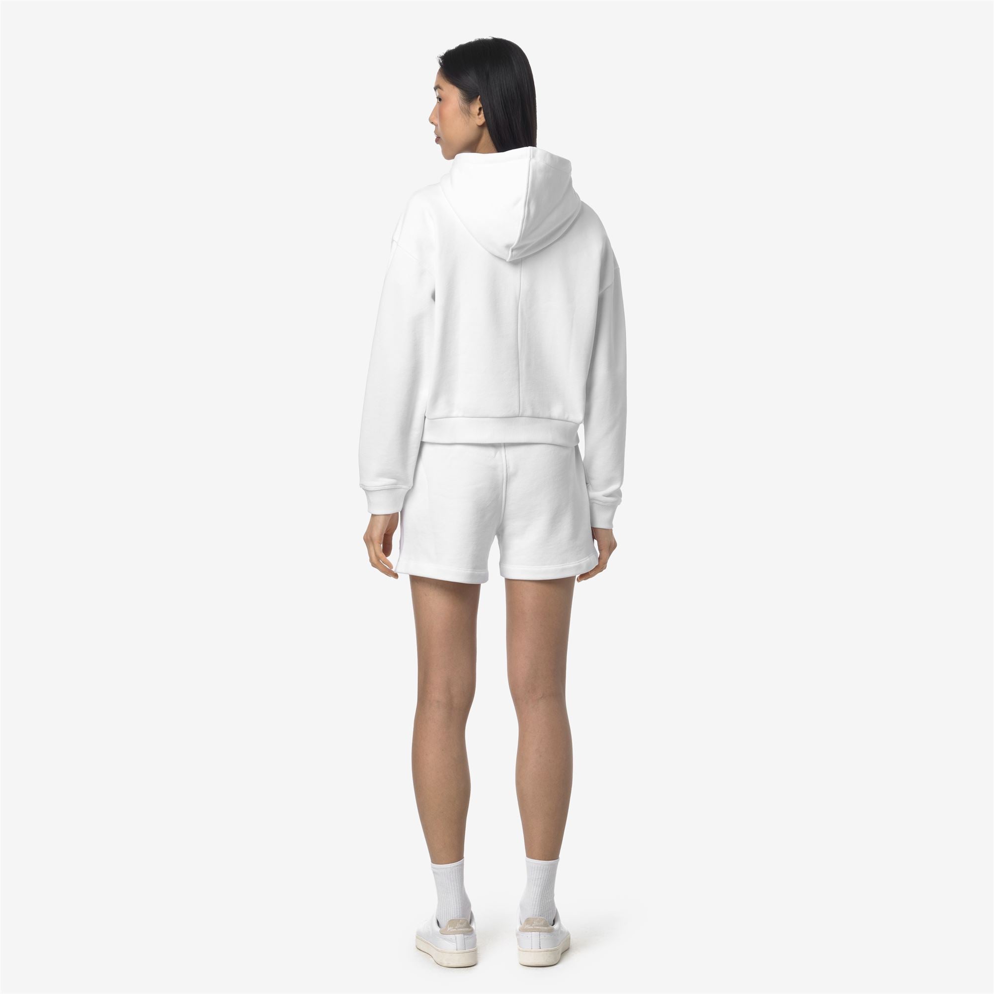 Shorts_WOMAN_RIKA FRENCH TERRY_Sport Shorts_White - Commercial 6