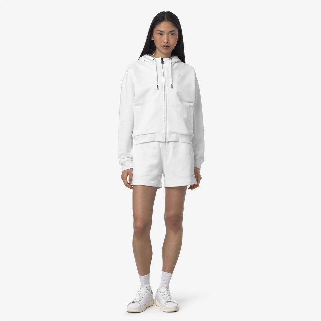 Shorts_WOMAN_RIKA FRENCH TERRY_Sport Shorts_White - Commercial 4
