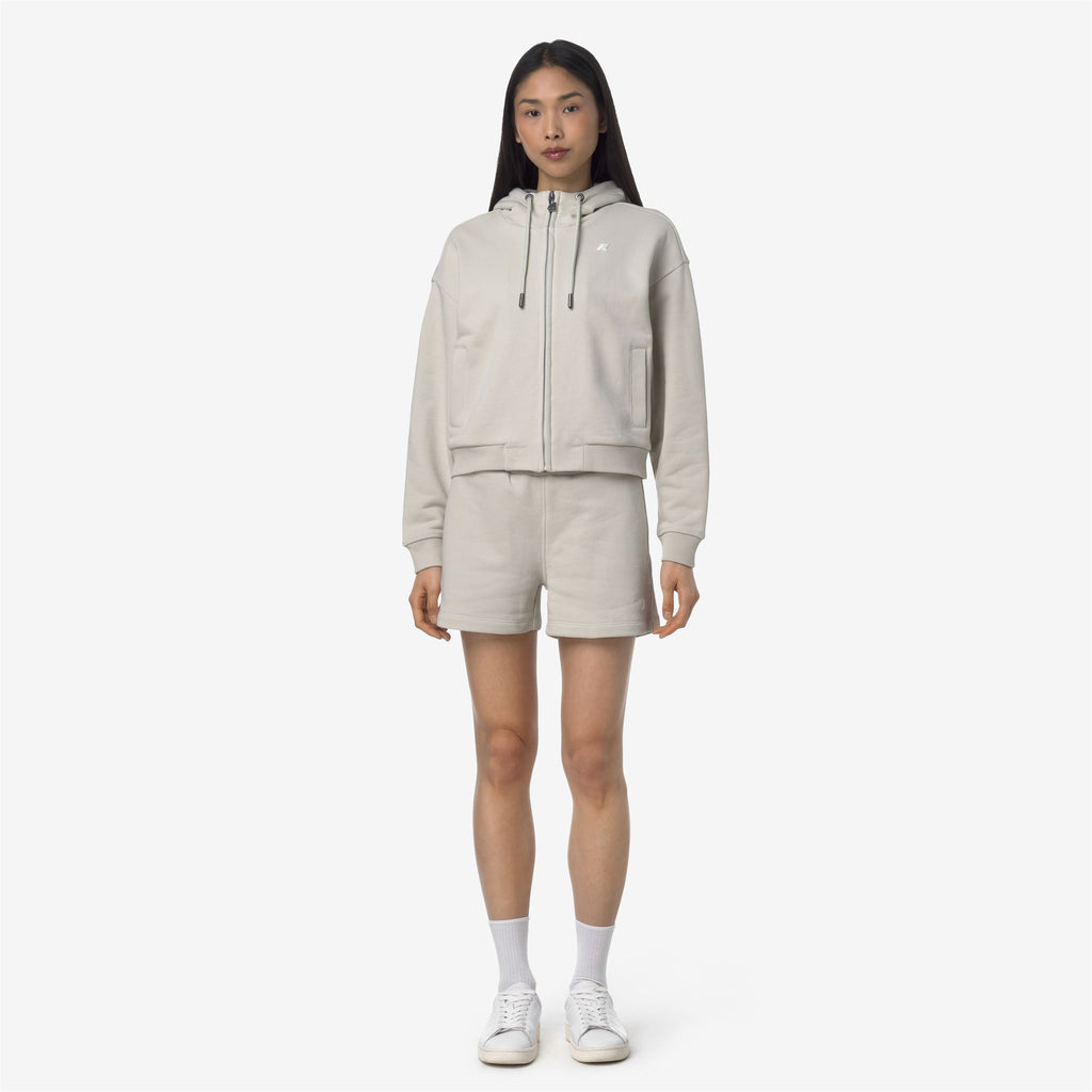 Shorts_WOMAN_RIKA FRENCH TERRY_Sport Shorts_BEIGE LT - Commercial 4