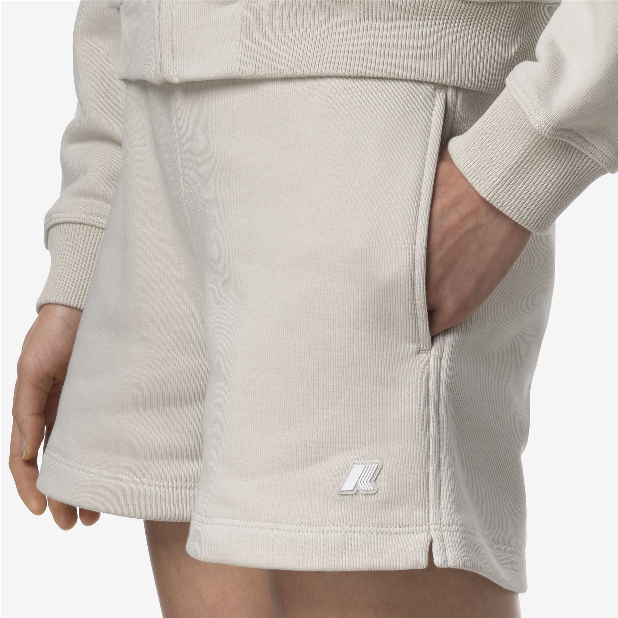 Shorts_WOMAN_RIKA FRENCH TERRY_Sport Shorts_BEIGE LT - Commercial 7