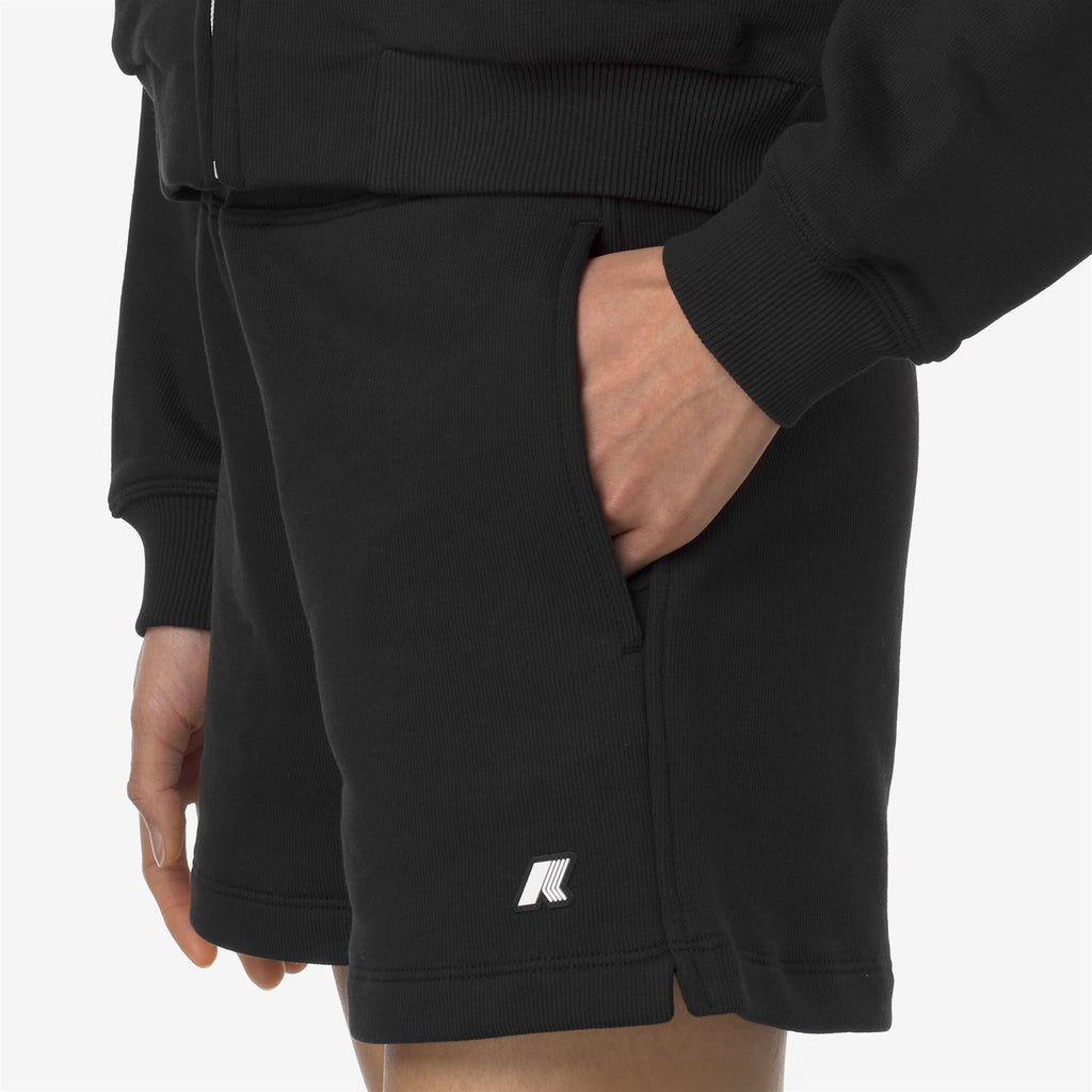 Shorts_WOMAN_RIKA FRENCH TERRY_Sport Shorts_Black Pure - Commercial 7
