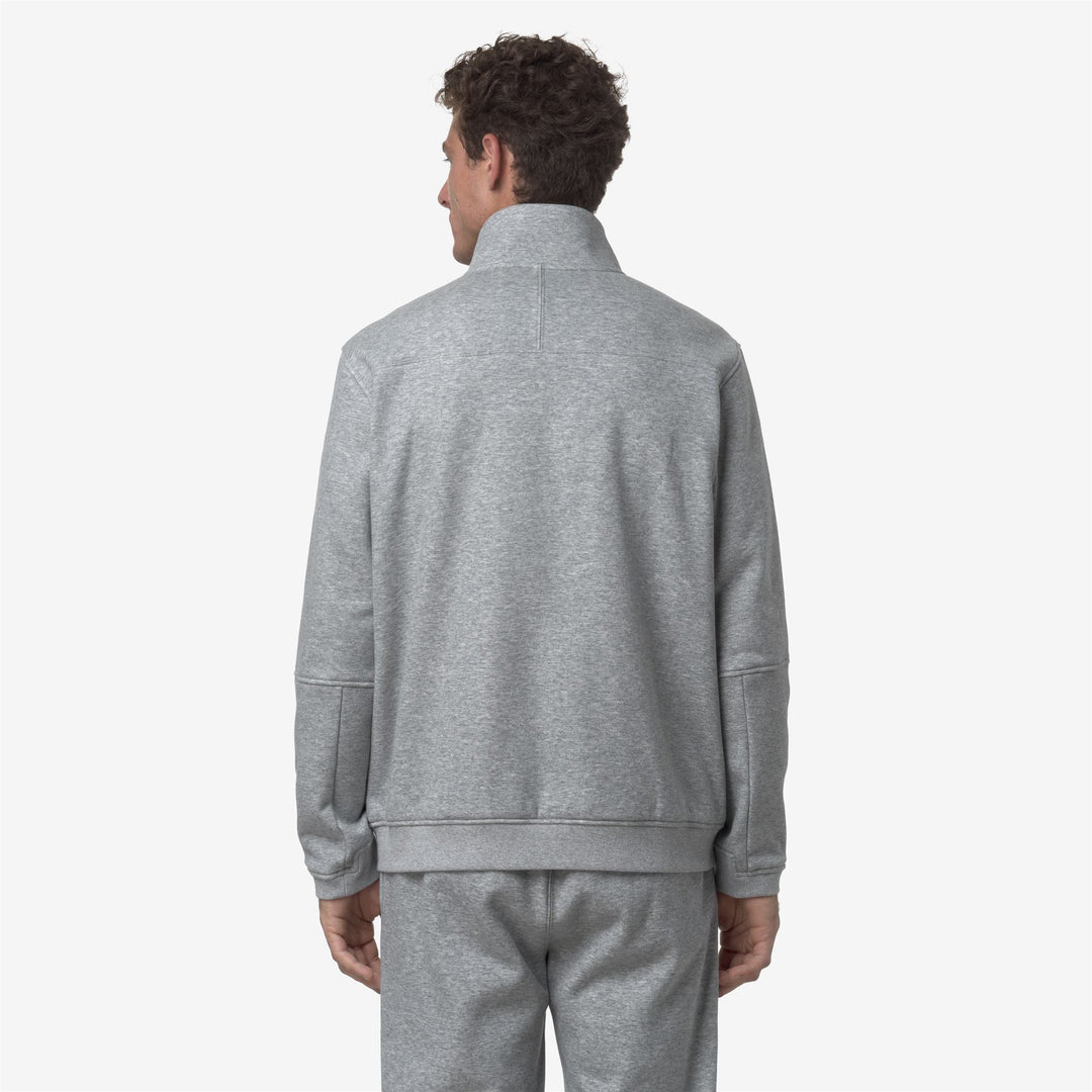 Grey unisex fleece jacket for outdoor activities with zip closure main