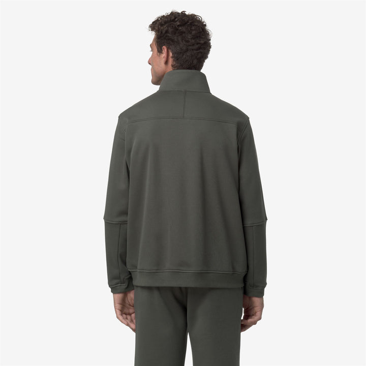 Chaqueta polar unisex verde para exteriores con cuello alto 5