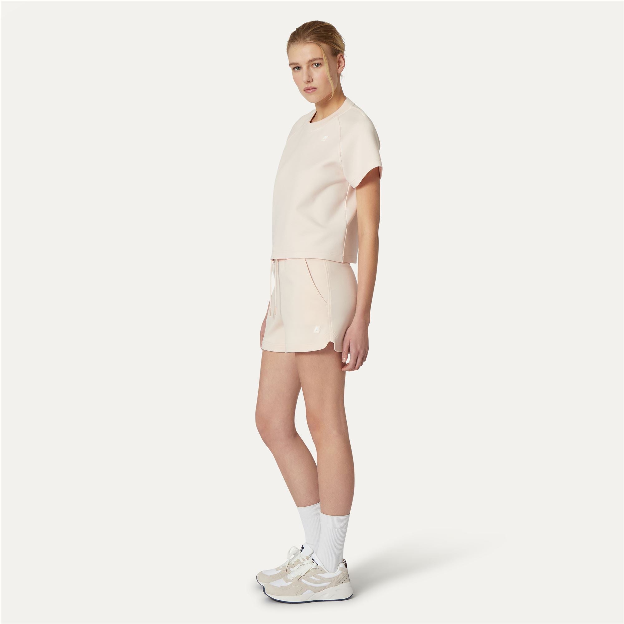 Shorts_WOMAN_RIKETTE LIGHT SPACER_Sport Shorts_Pink Cloud - Commercial 5