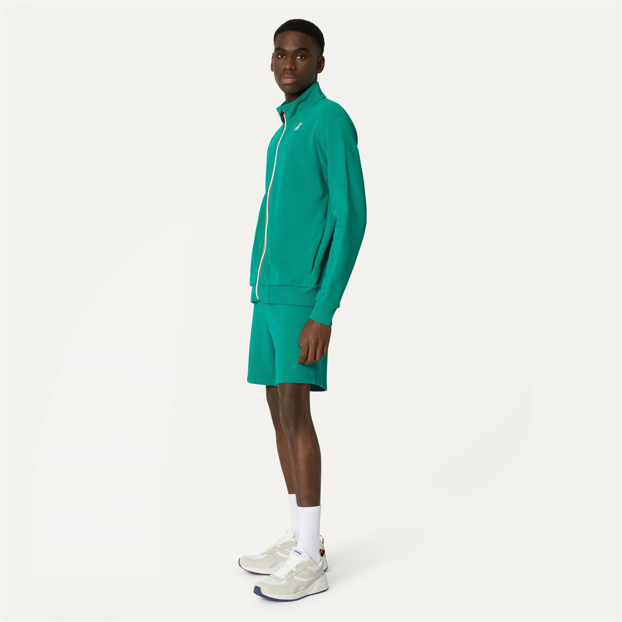 Shorts_Unisex_LE VRAI DORIAN POLY COTTON_Sport Shorts_Green - Commercial 5