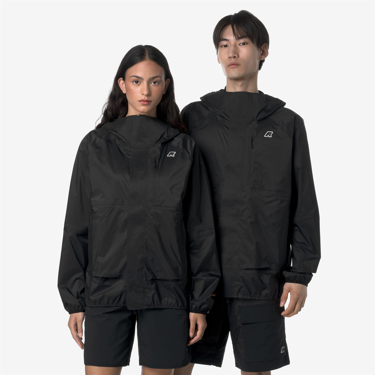 Jackets_UNISEX_ROCHE_Mid_Black Pure - Commercial 7