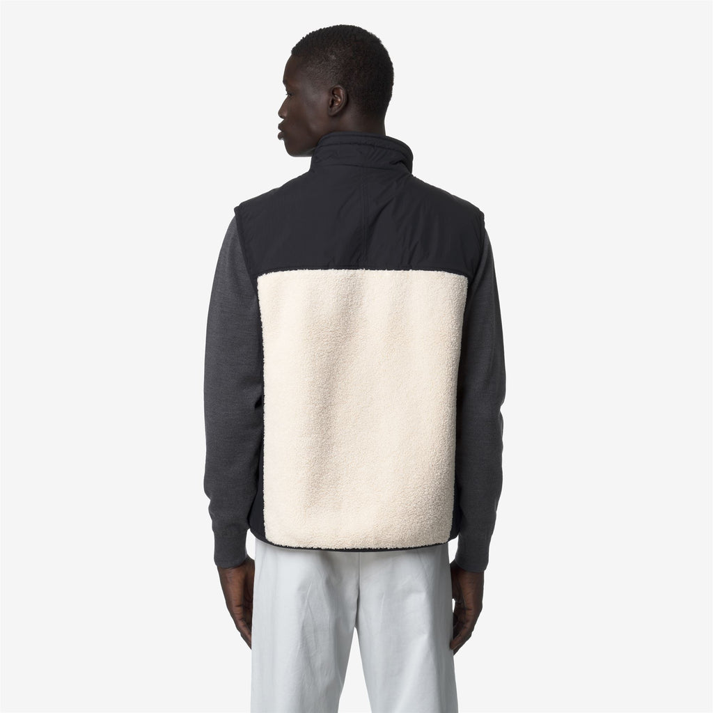 Fleece_UNISEX_VITAL 4.0 ORSETTO_Vest_Black Pure-Ecru - Commercial 6