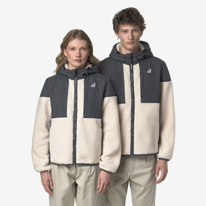 Sudadera unisex gris con cremallera completa, tejido Sherpa y acolchado PrimaLoft 2