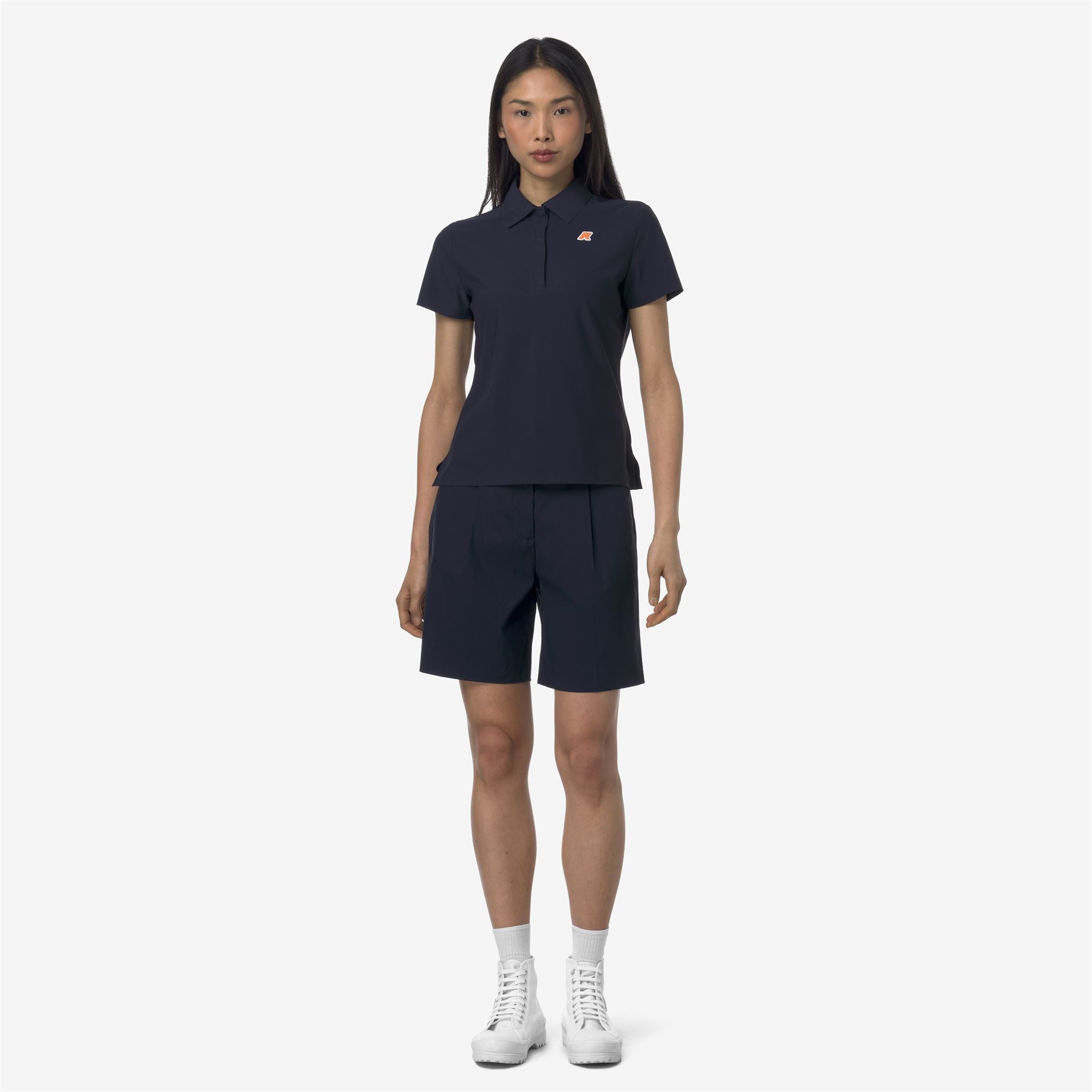 Shorts_WOMAN_NIVE TWILL TECH GOLF_Chino_Blue Depth - Commercial 4