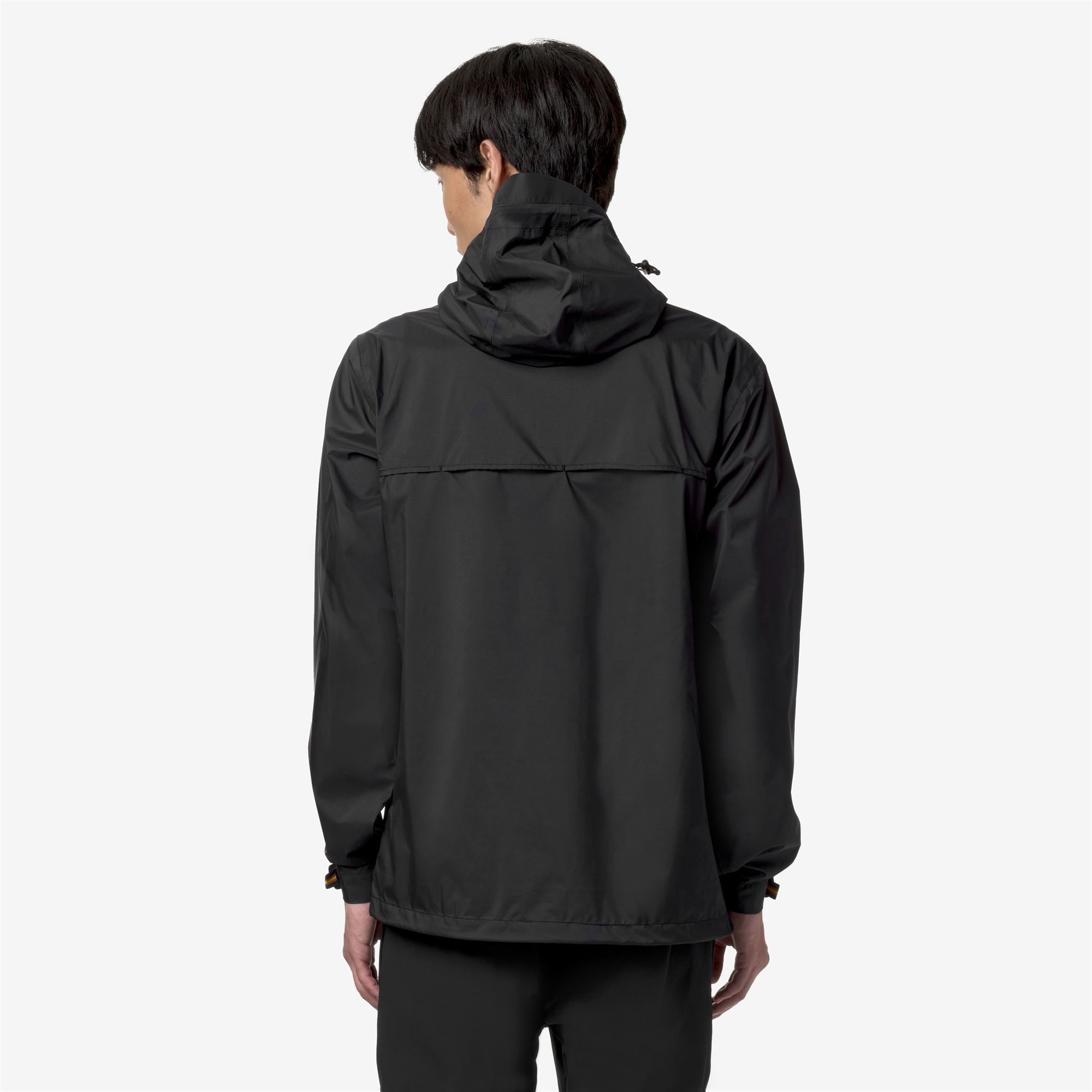 Jackets_UNISEX_CLEONTE TRAVEL_Mid_Black Pure - Commercial 6