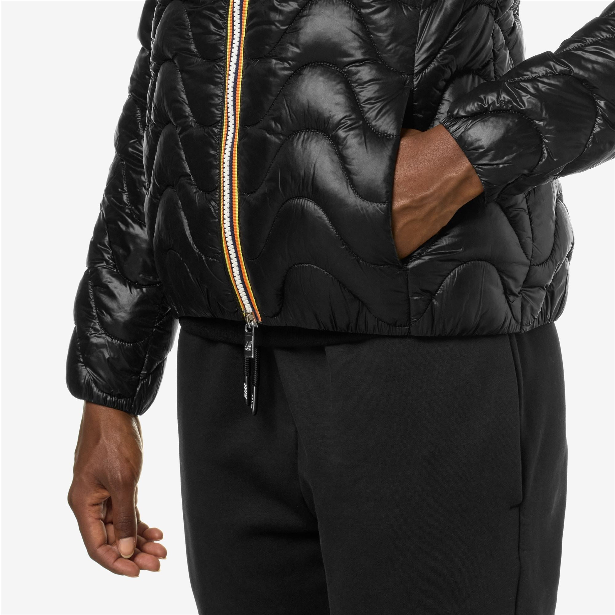 Jackets_WOMAN_LILY QUILTED WARM_Short_Black Pure - Commercial 7