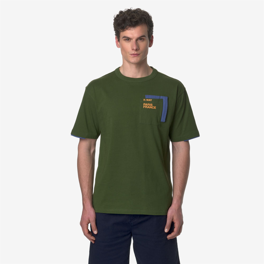 T-ShirtsTop Man FANTOME CONTRAST POCKETS T-Shirt GREEN CYPRESS - BLUE FIORD - ORANGE MD Dressed Back (jpg Rgb)		