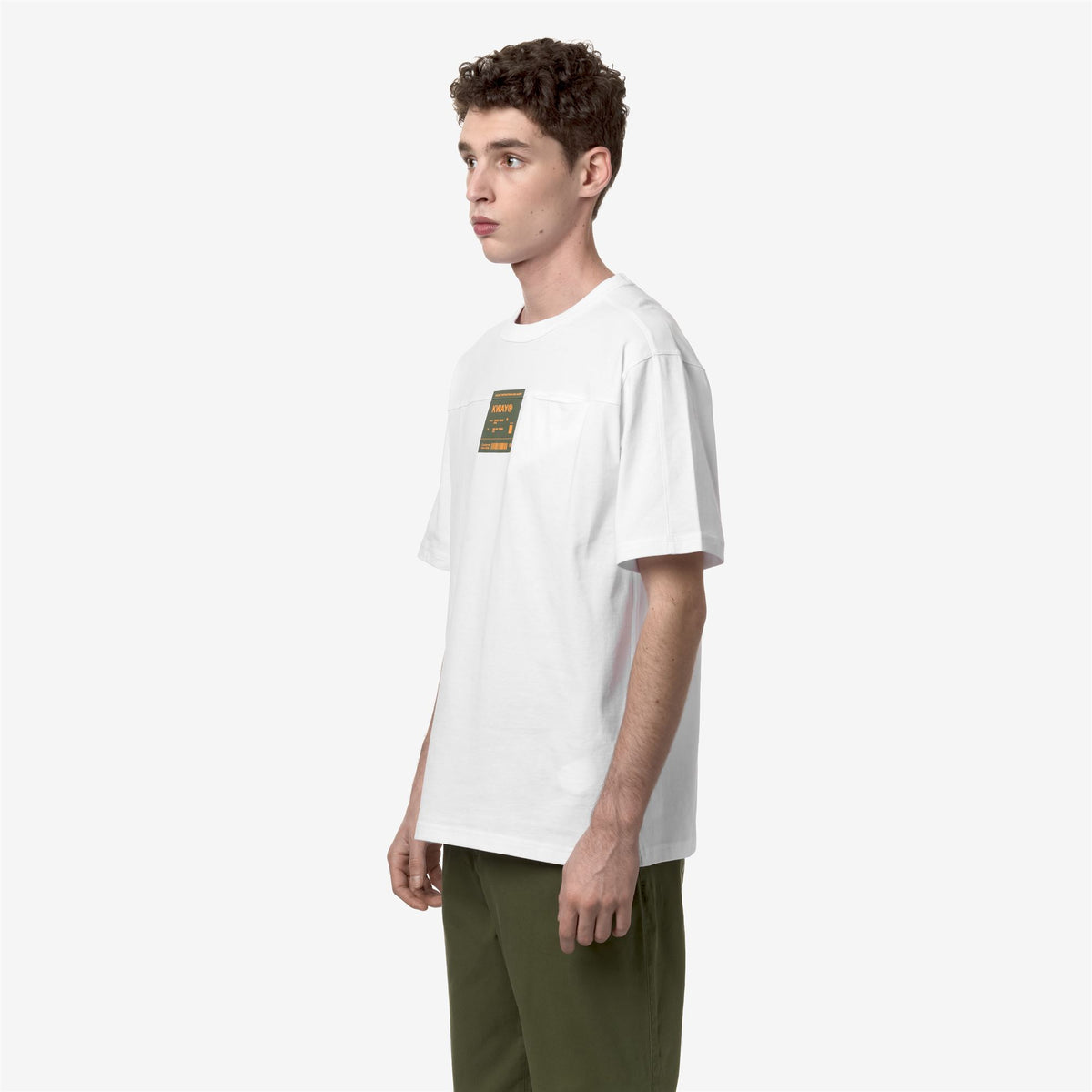 T-Shirts & Top_Man_FANTOME PRINT - POCKET_T-Shirt_White - Orange Md - Green Cypress - Commercial 5