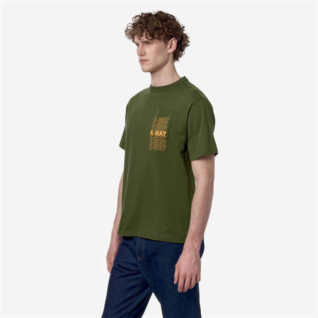 T-Shirts & Top_Man_FANTOME K-WAY LETTERING_T-Shirt_Green Cypress - Orange Md - Commercial 5