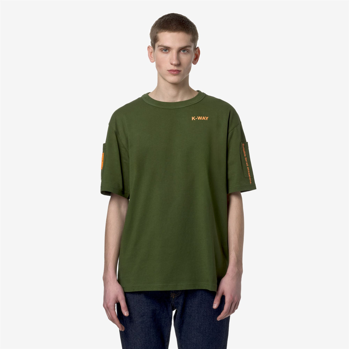 T-Shirts & Top_Man_FANTOME SLEEVE POCKET_T-Shirt_Green Cypress - Orange Md - Commercial 4