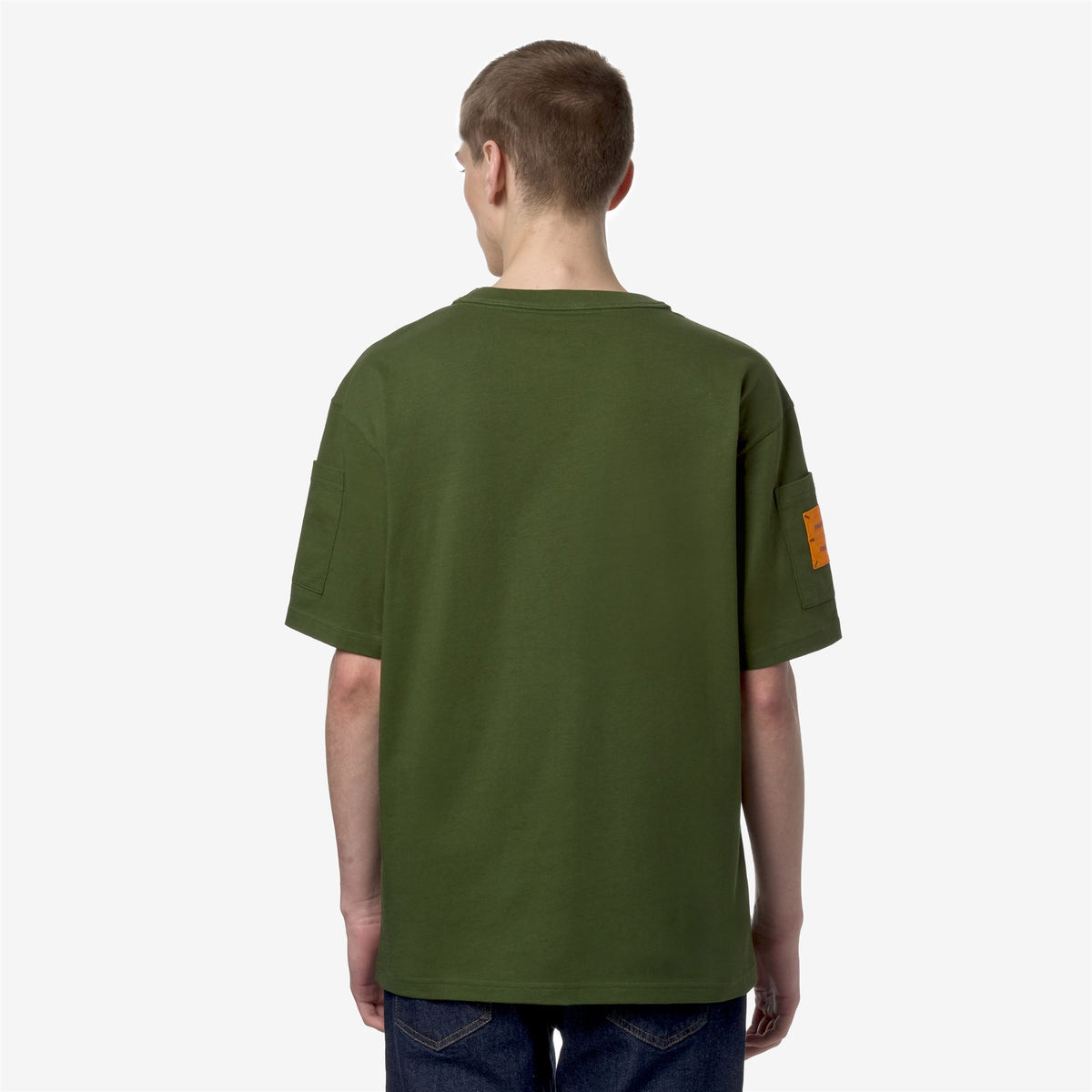 T-Shirts & Top_Man_FANTOME SLEEVE POCKET_T-Shirt_Green Cypress - Orange Md - Commercial 6