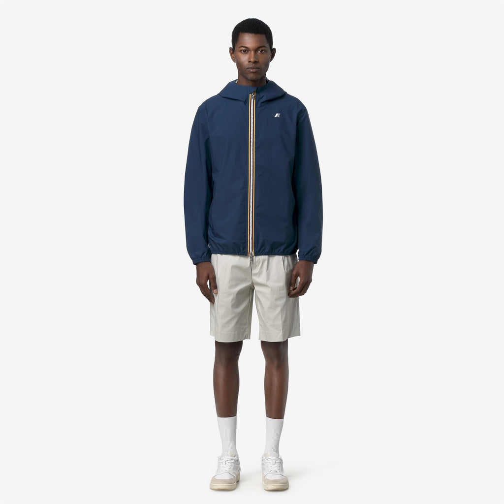 Jackets_Man_JACK STRETCH DOT_Short_Blue Insignia - Commercial 4
