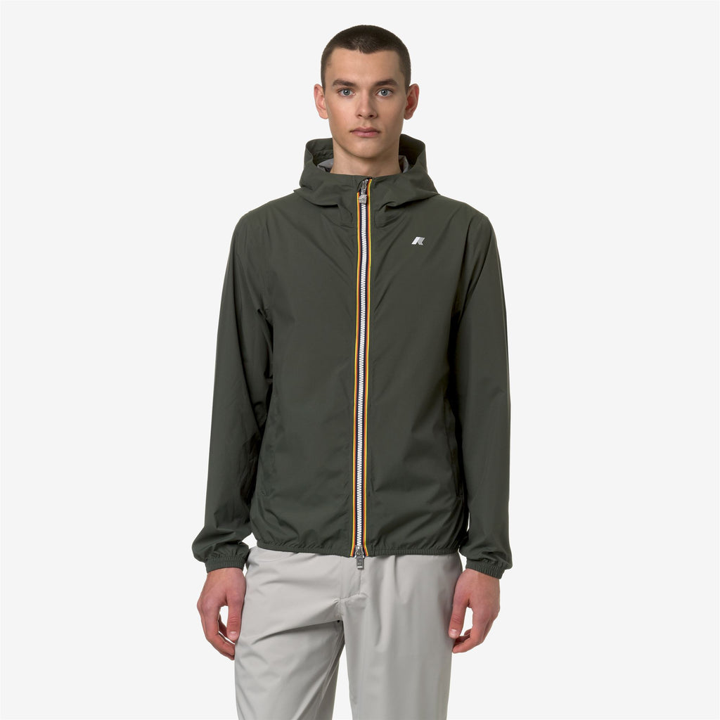 Jackets_MAN_JACK STRETCH DOT_Short_GREEN BLACKISH - Commercial 4
