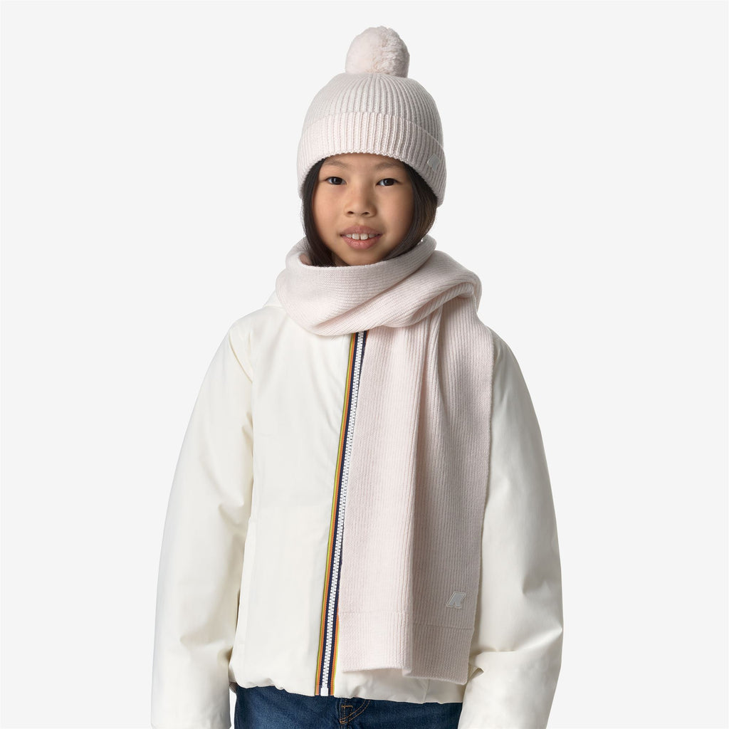 Scarves_KID UNISEX_P. ETIENNE CARDIGAN STITCH_Scarf_White Gardenia Melange - Commercial 4