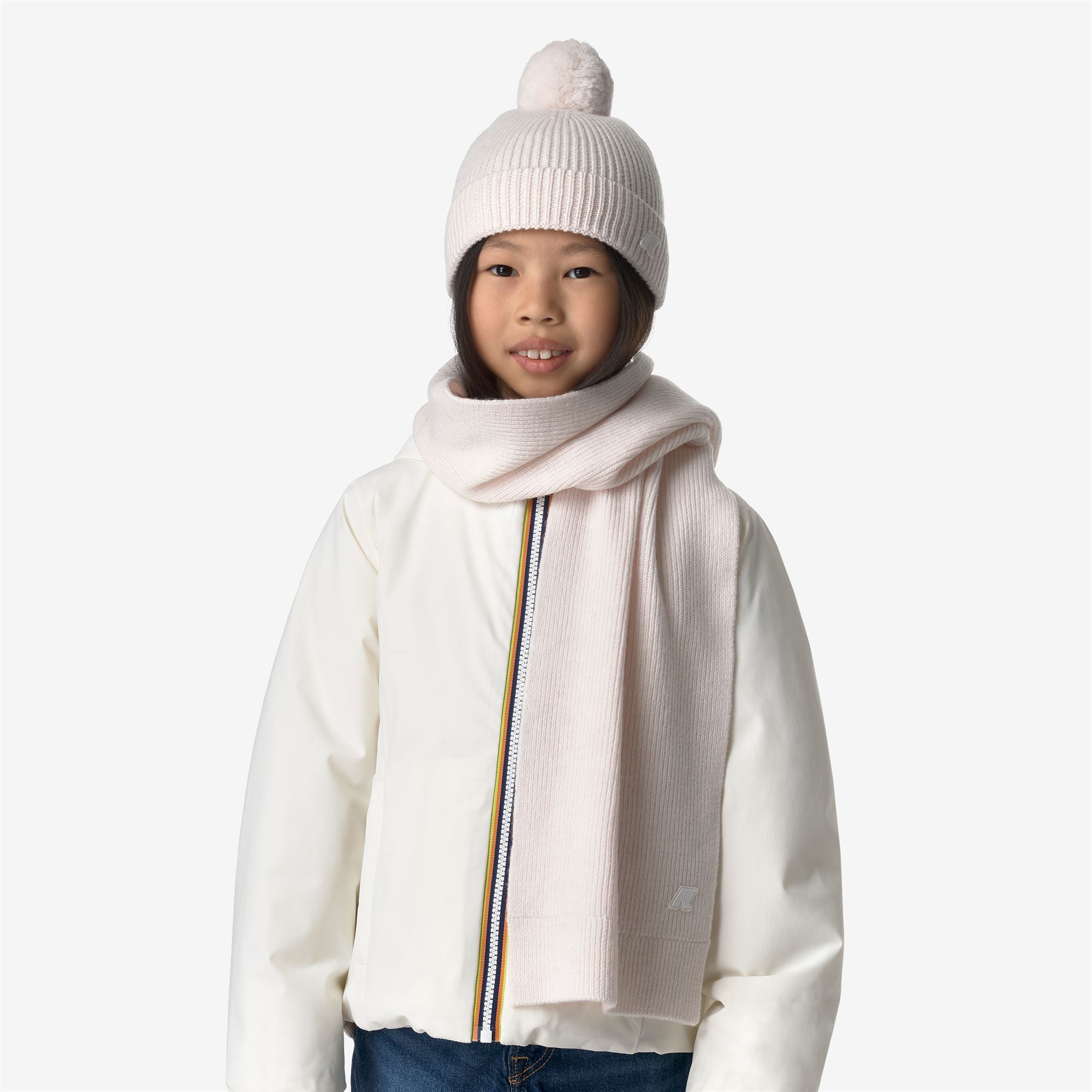 Scarves_KID UNISEX_P. ETIENNE CARDIGAN STITCH_Scarf_White Gardenia Melange - Commercial 4