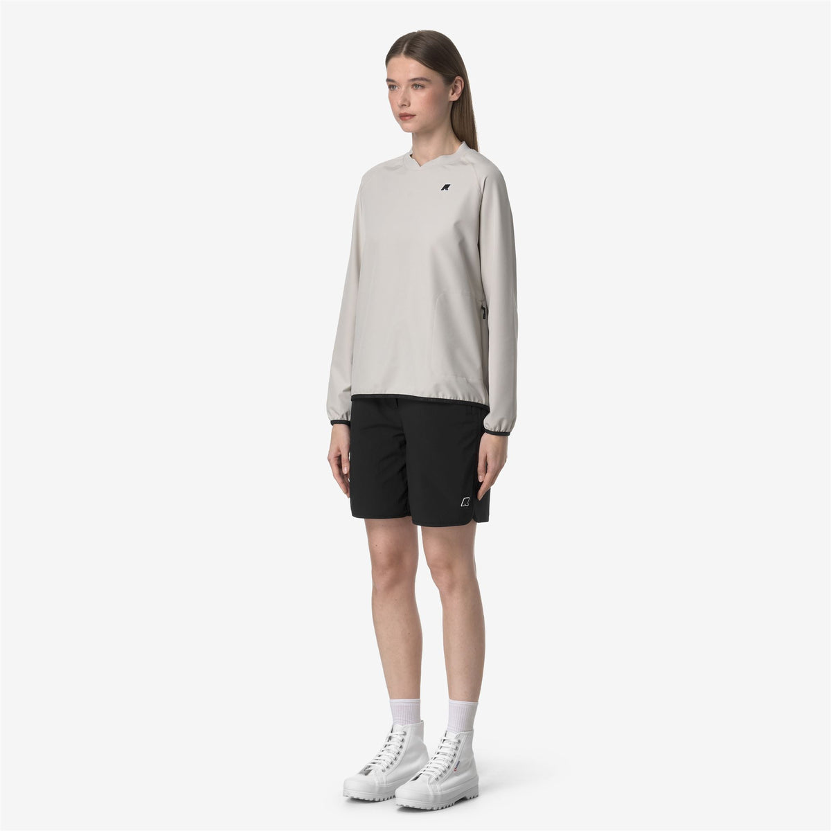 Shorts_WOMAN_HIKY_Sport Shorts_Black Pure - Commercial 5
