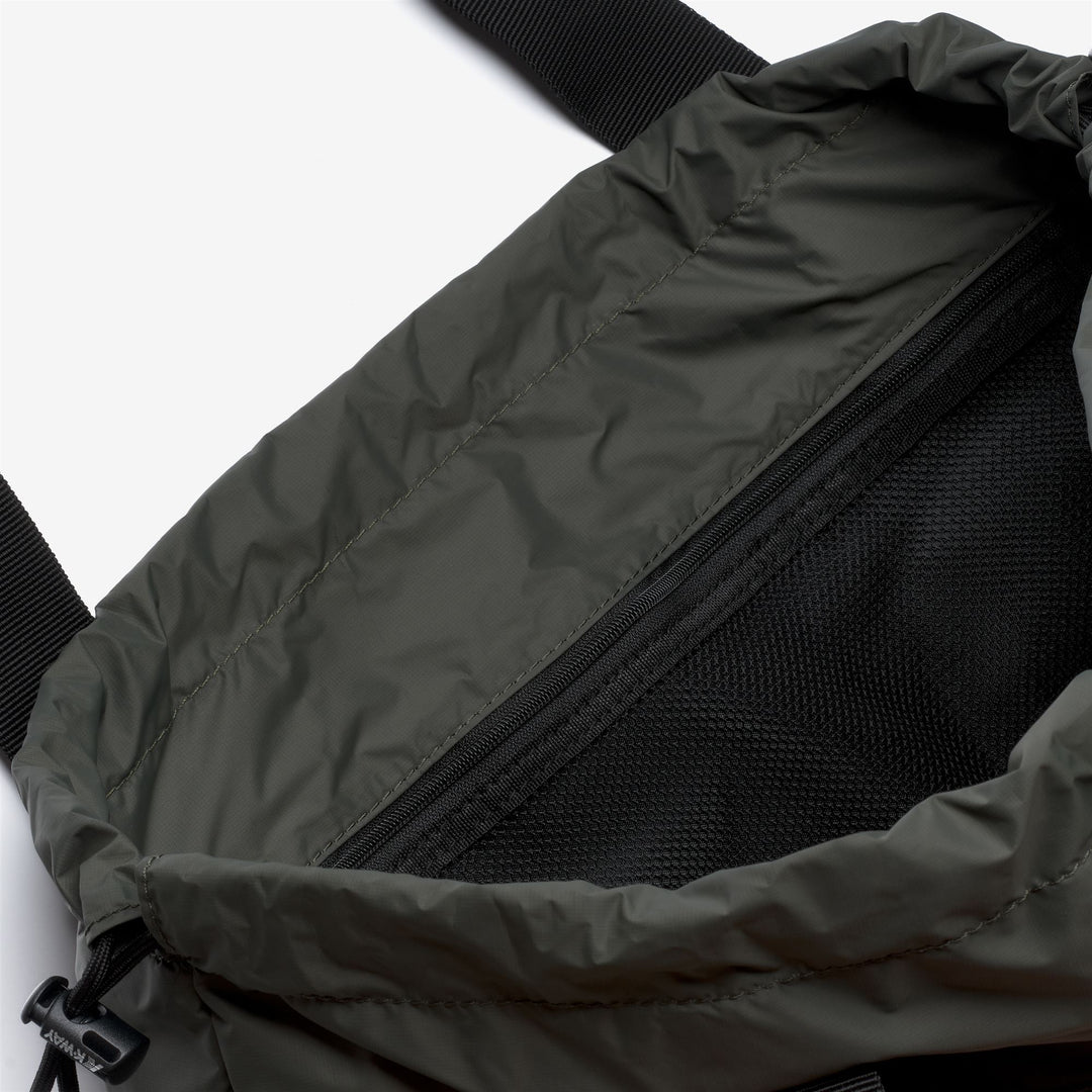 Borsa tote unisex verde impermeabile con chiusura regolabile e tasche main