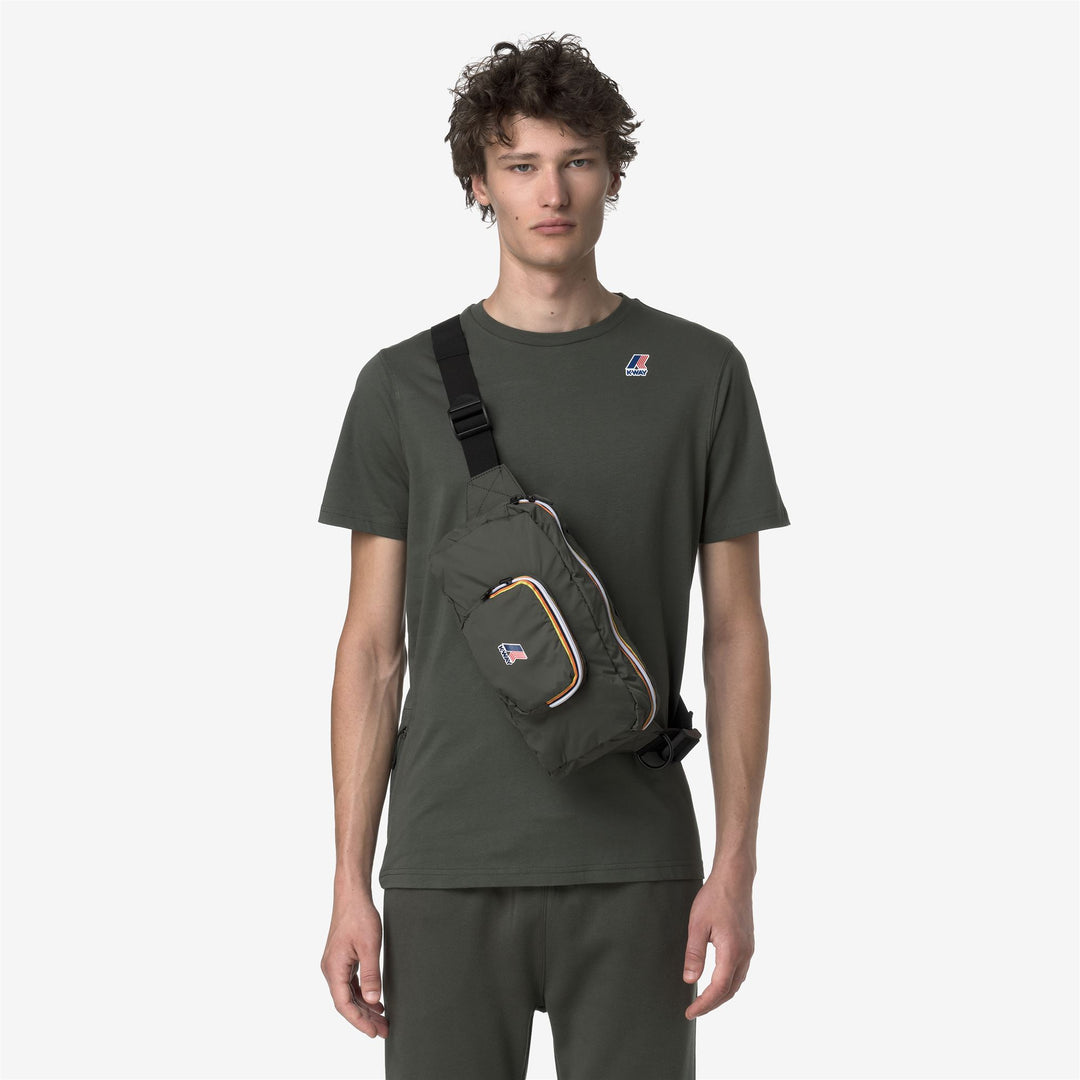 Marsupio unisex verde nero con caratteristiche impermeabili main