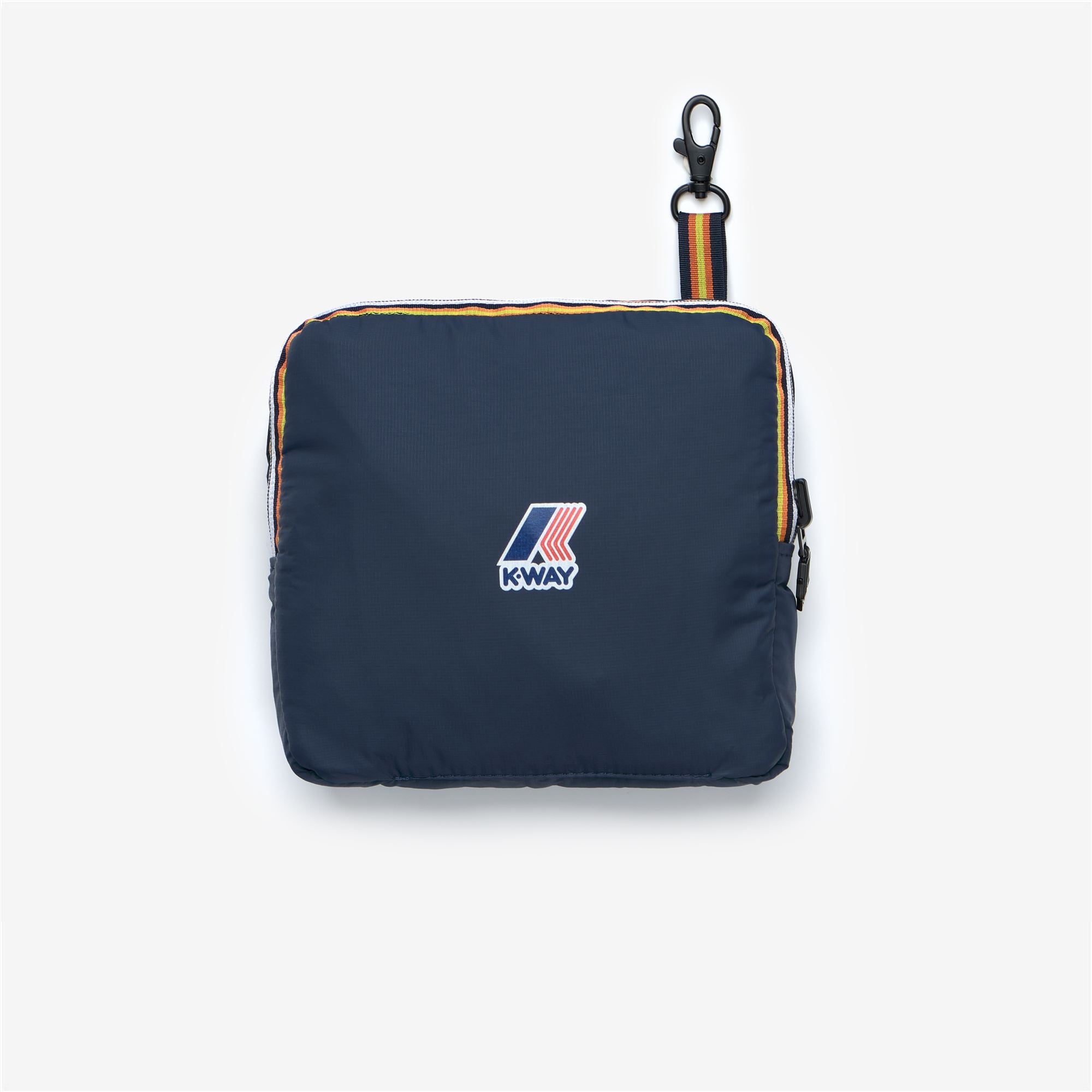 Bags_UNISEX_LE VRAI 4.0 MICHEL_Backpack_Blue Insignia - Commercial 4