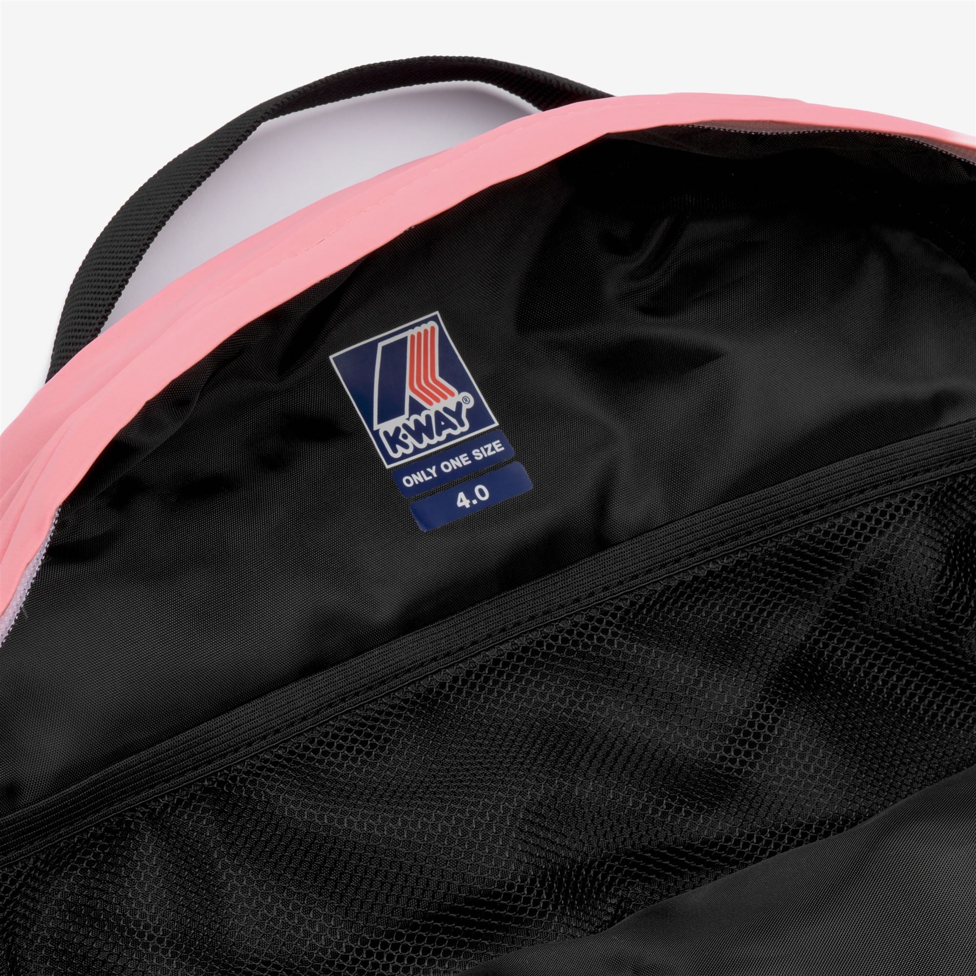 Bags_UNISEX_LE VRAI 4.0 MICHEL_Backpack_Pink Geranium - Commercial 3