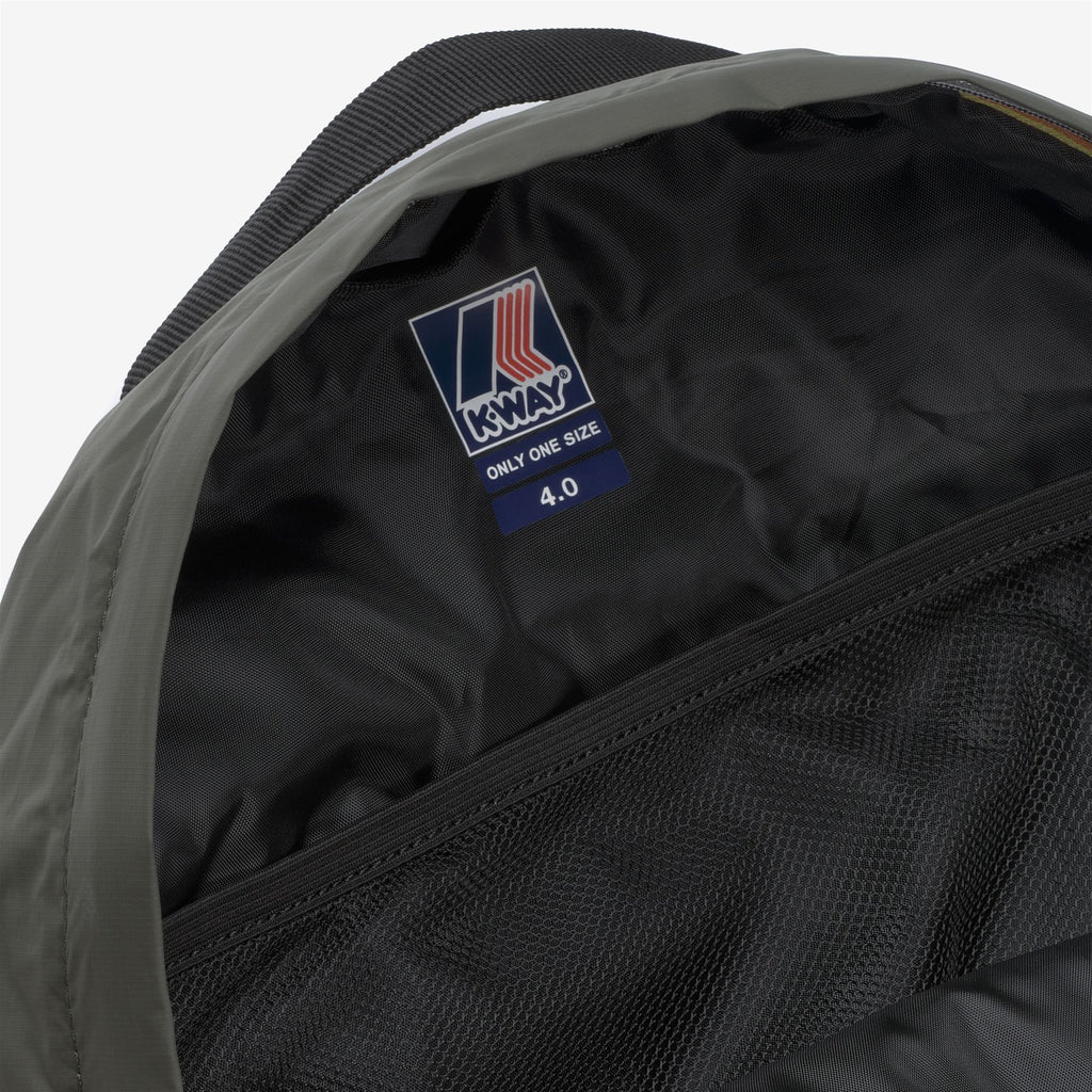 Bags_UNISEX_LE VRAI 4.0 MICHEL_Backpack_GREEN BLACKISH - Commercial 3