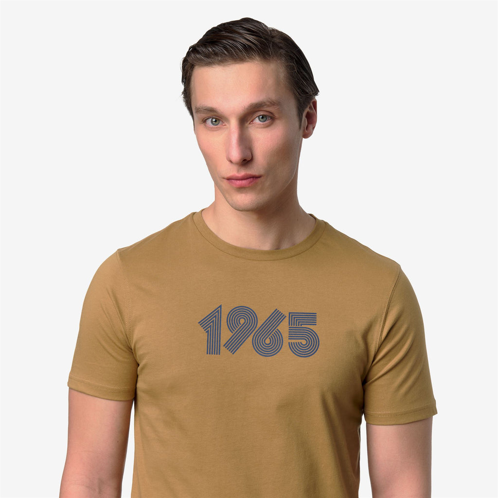 T-Shirts & Top_UNISEX_LEONIDE 1965 PRINT_T-Shirt_Brown Bistre - Commercial 7