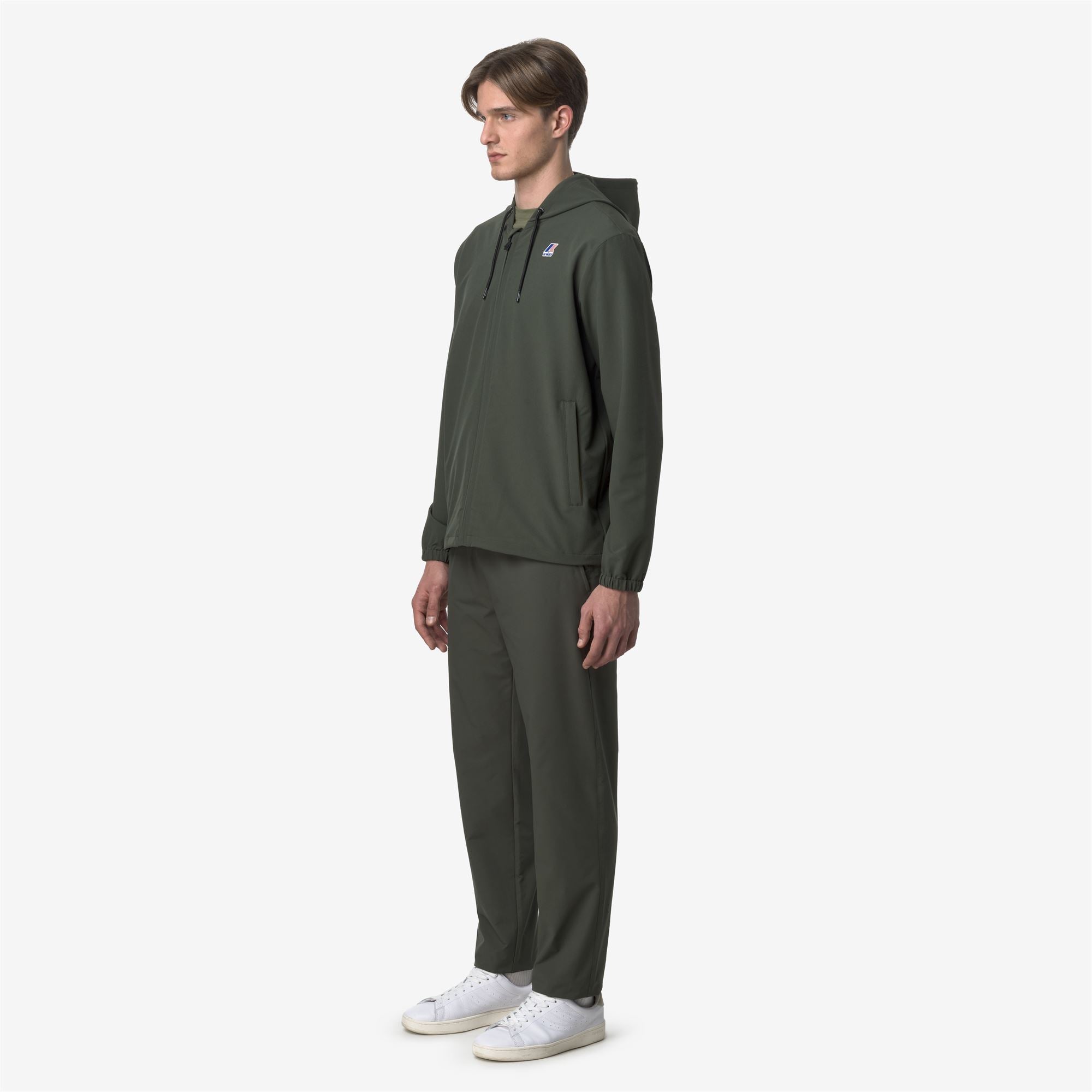 Pants_UNISEX_LE VRAI VIKTOR_Sport Trousers_GREEN BLACKISH - Commercial 5