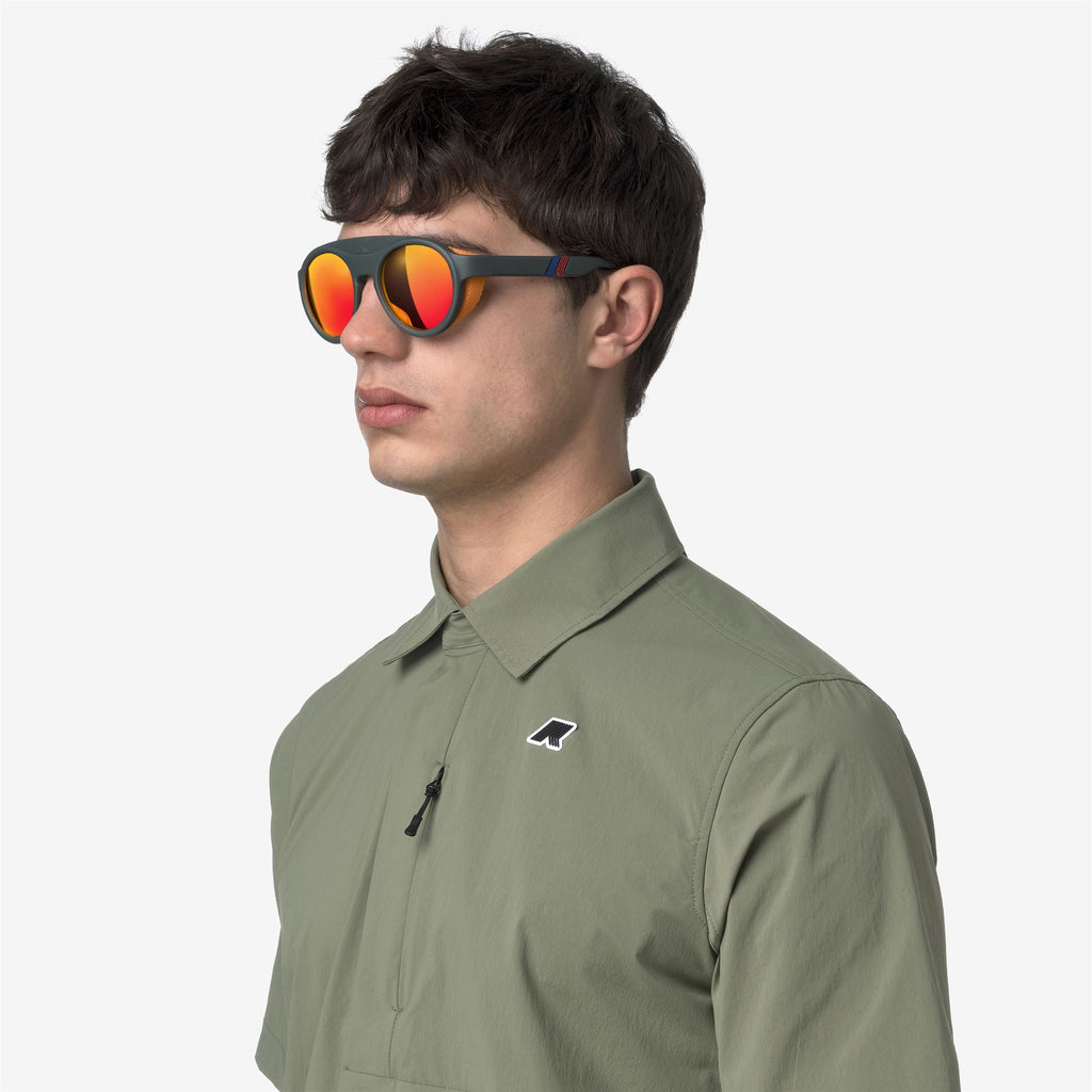 Glasses_UNISEX_KW0015_Sunglasses_97L OM3 - Commercial 5