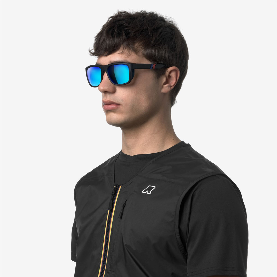 Gafas de sol deportivas unisex rectangulares grises con logotipo K-Way main