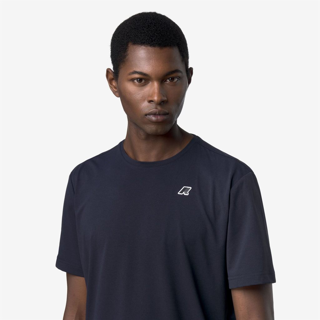 T-Shirts & Top_Unisex_SERGINE TRAVEL_T-Shirt_Blue Depth - Commercial 7