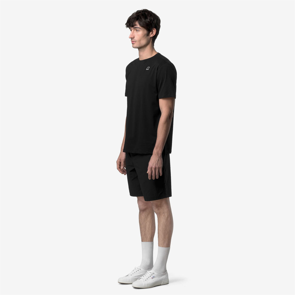 T-Shirts & Top_Unisex_SERGINE TRAVEL_T-Shirt_Black Pure - Commercial 5