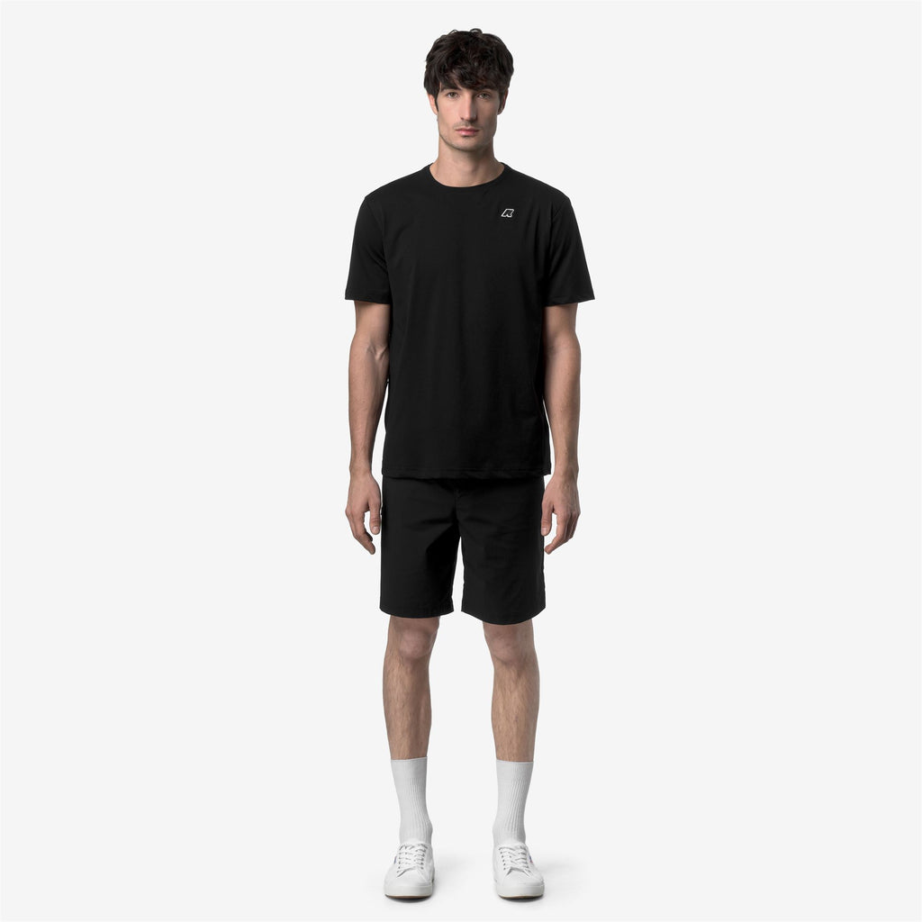 T-Shirts & Top_Unisex_SERGINE TRAVEL_T-Shirt_Black Pure - Commercial 4