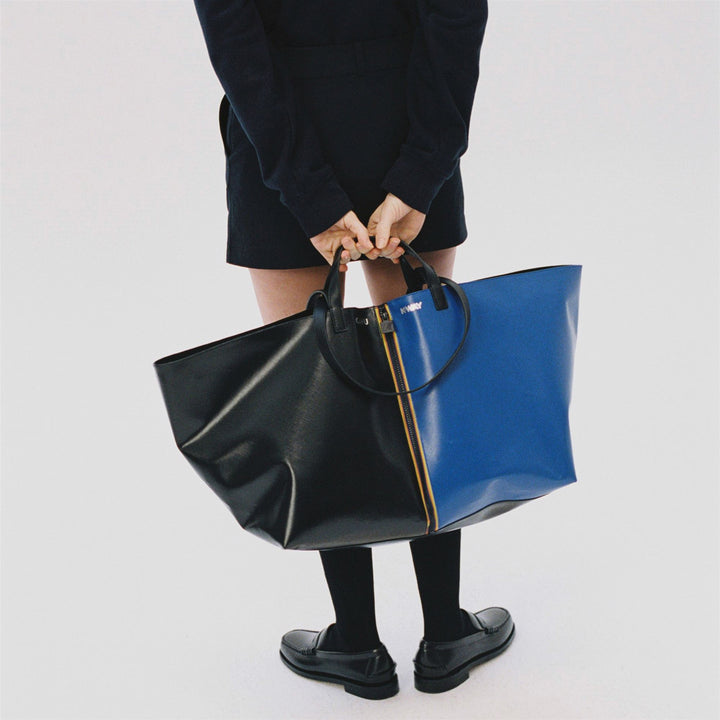 Borsa tote unisex nera con struttura in PVC e cotone 3