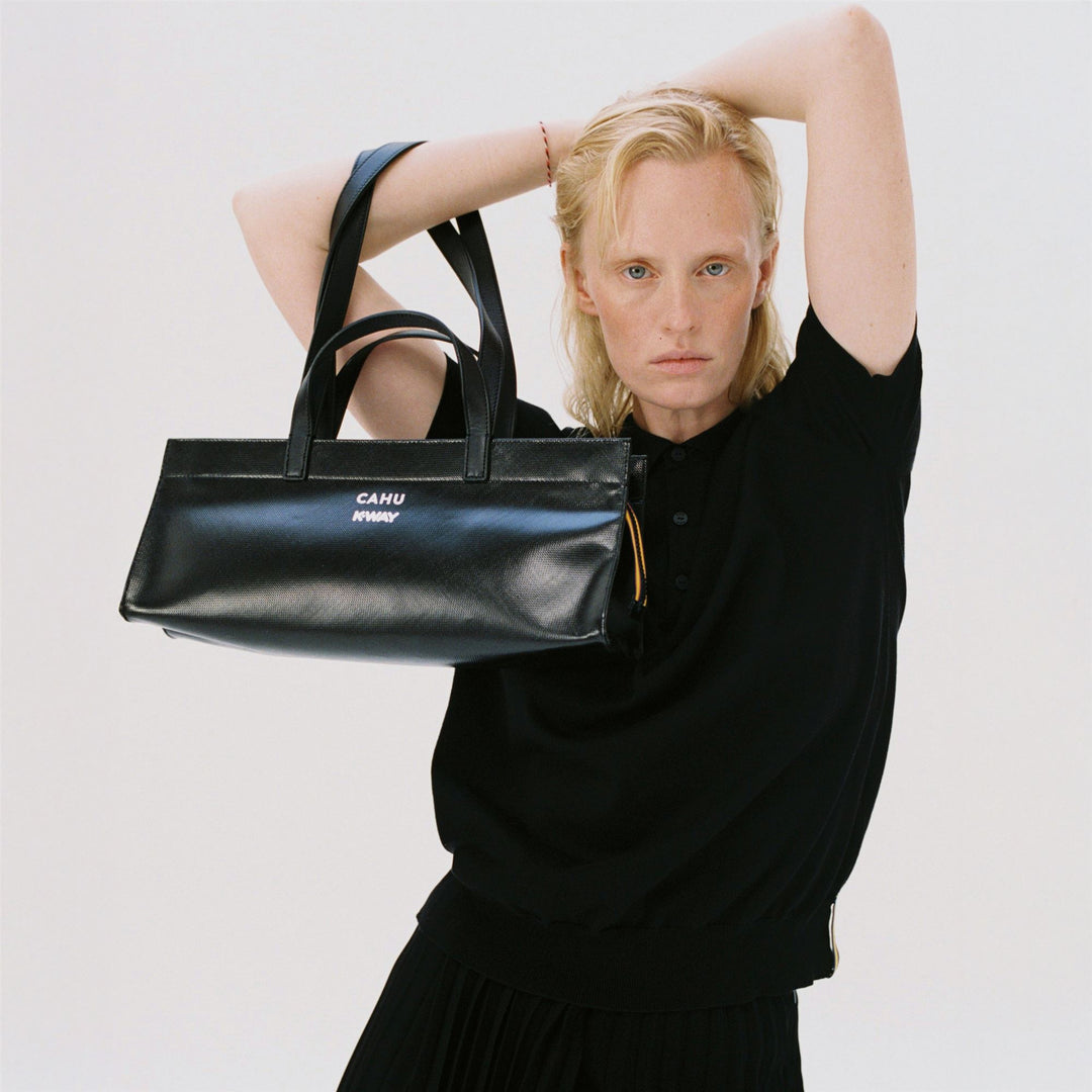 Borsa baguette unisex nera in tela PVC impermeabile main