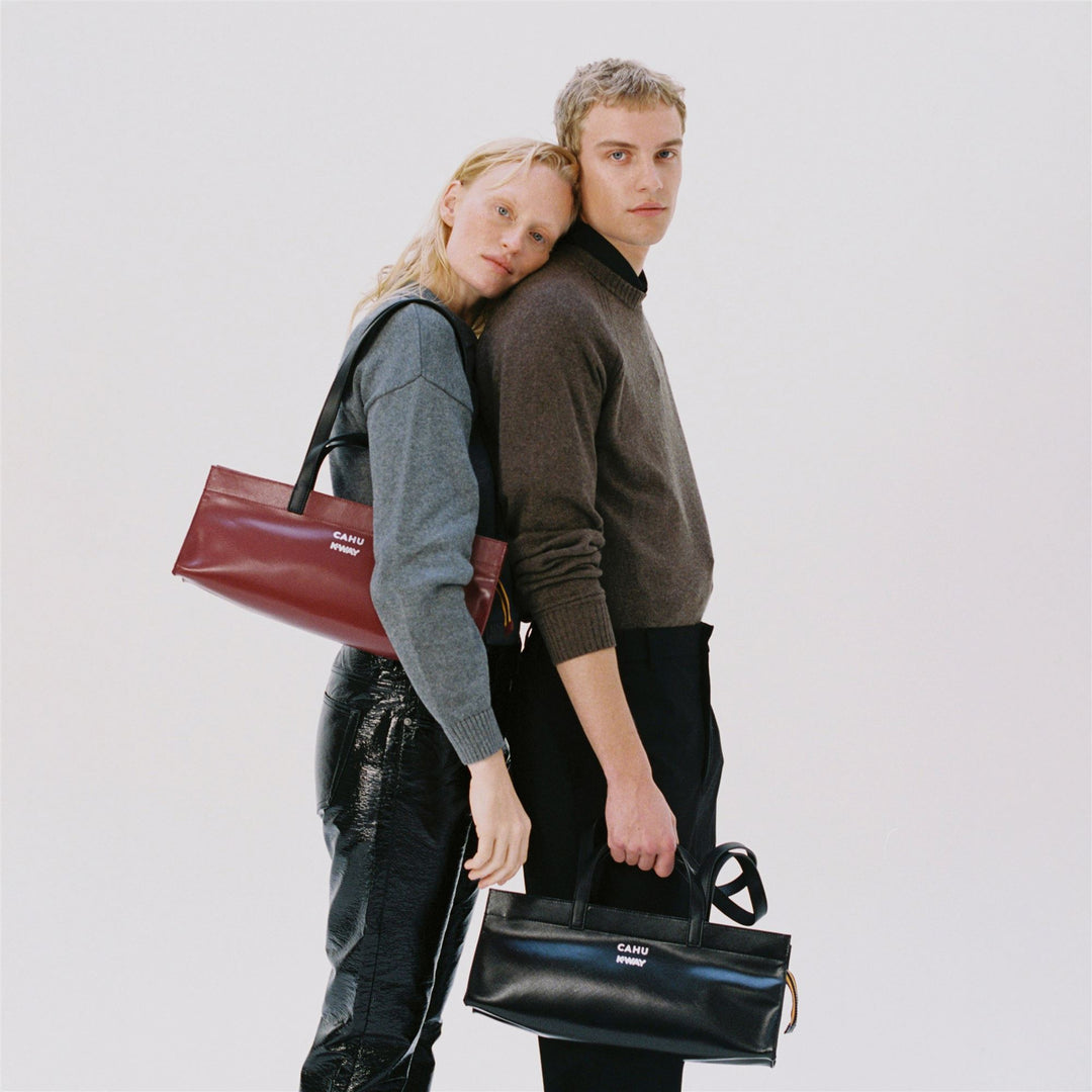 Borsa baguette unisex rossa con PVC impermeabile e cinturini in pelle main