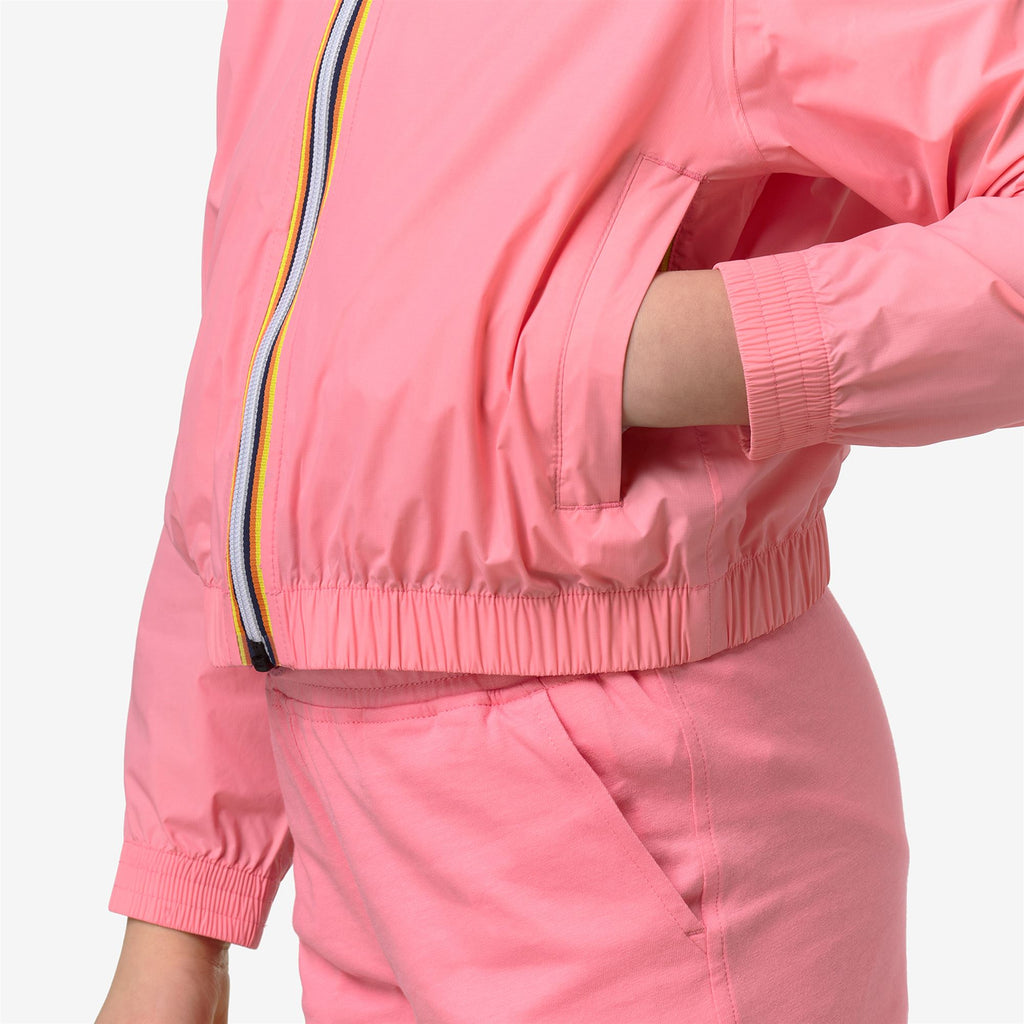 Jackets_GIRL_P. LE VRAI 4.0 AZELIE_Short_Pink Geranium - Commercial 7