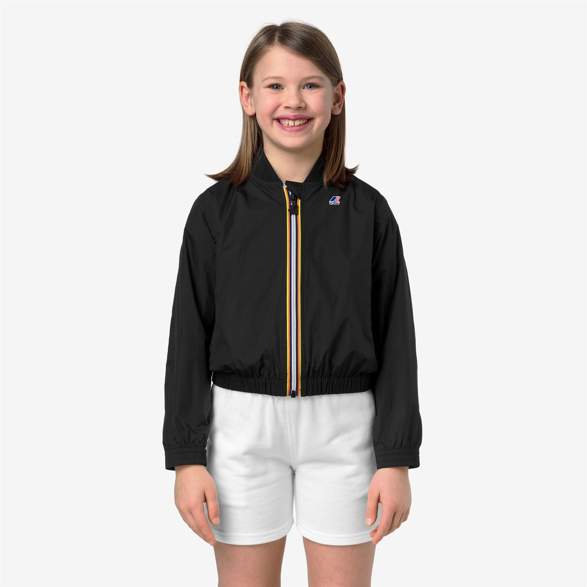 Jackets_GIRL_P. LE VRAI 4.0 AZELIE_Short_Black Pure - Commercial 4
