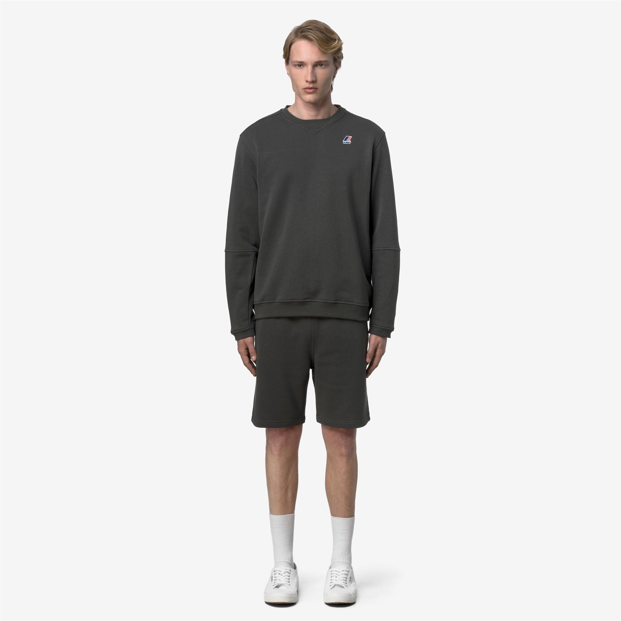 Shorts_UNISEX_CASIMIR POLY COTTON_Sport Shorts_GREEN BLACKISH - Commercial 4