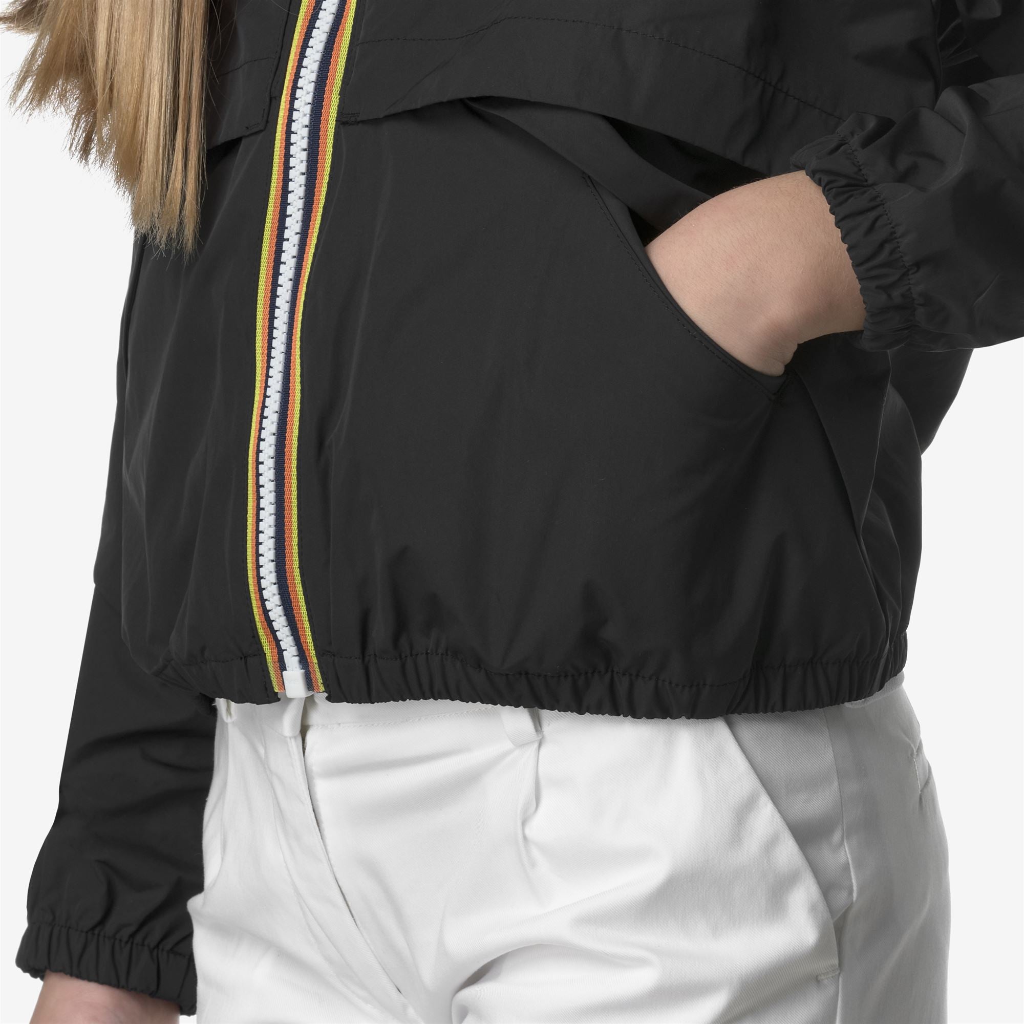 Jackets_GIRL_P. AUBETTE MEMORY TOUCH_Short_Black Pure - Commercial 7