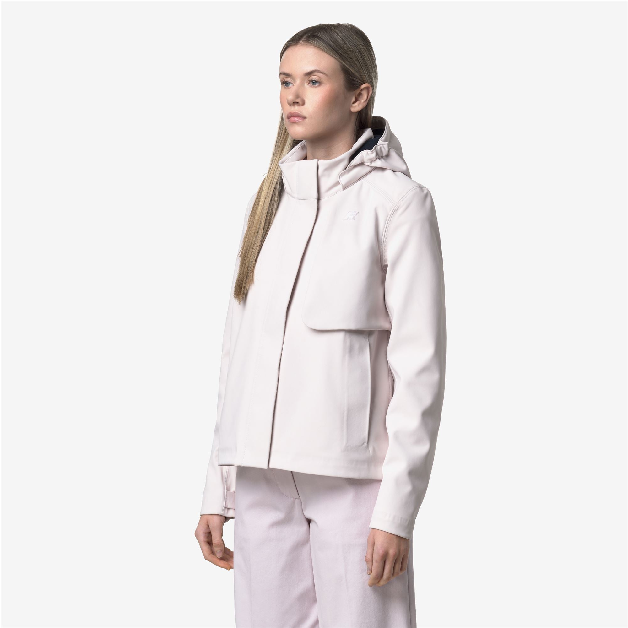 Jackets_WOMAN_MILA BONDED_Short_Rose Hushed - Blue Depth - Commercial 5