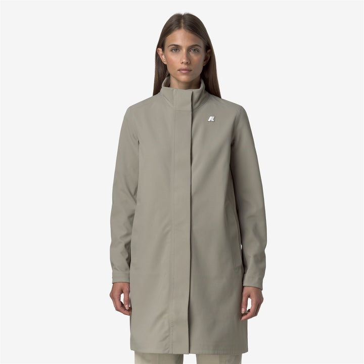 Giacca impermeabile verde da donna a 3/4 di lunghezza 3