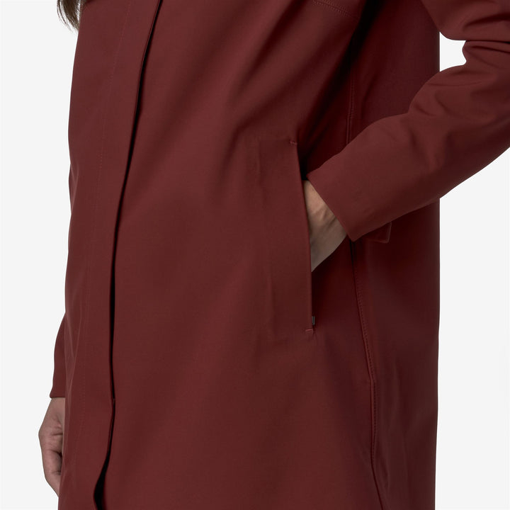 Giacca impermeabile rossa da donna, lunghezza 3/4, con cappuccio staccabile 2