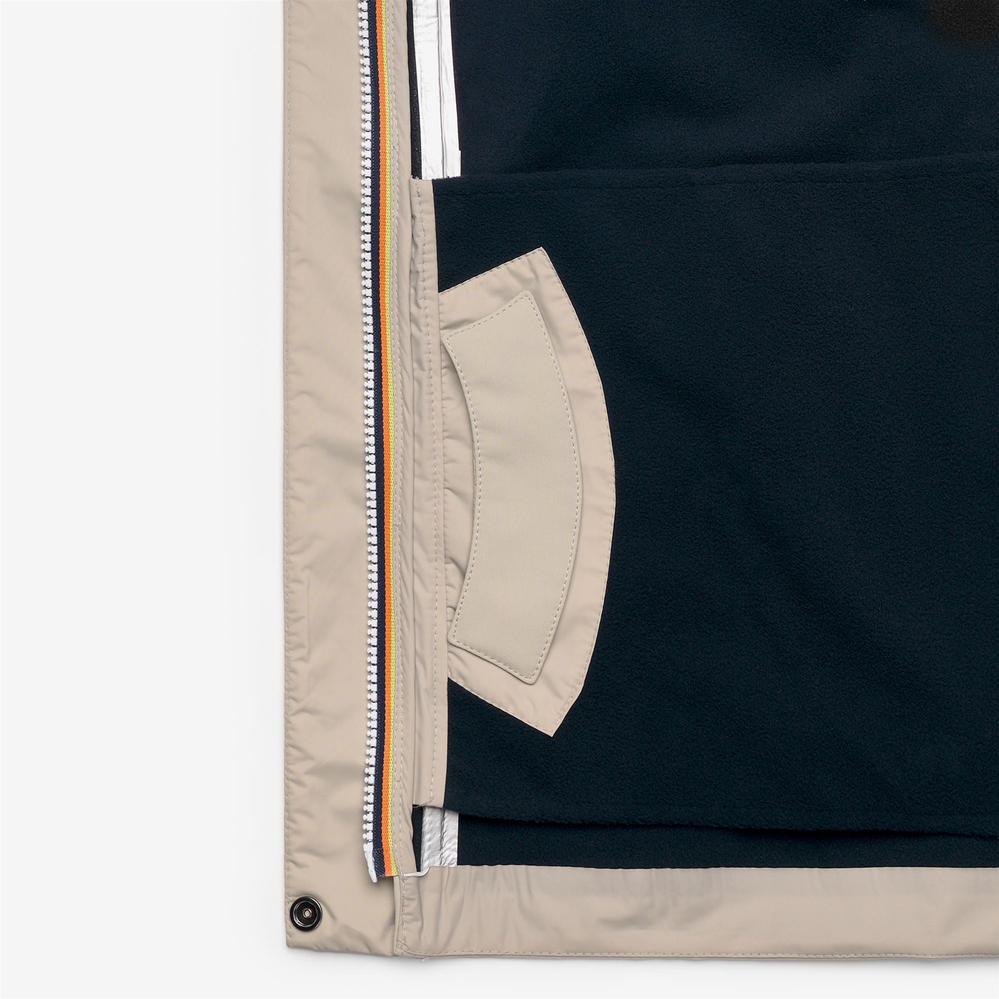 Jackets_Woman_BLEIZOU BONDED_Mid_Beige Cashmere - Blue Depth - Commercial 3