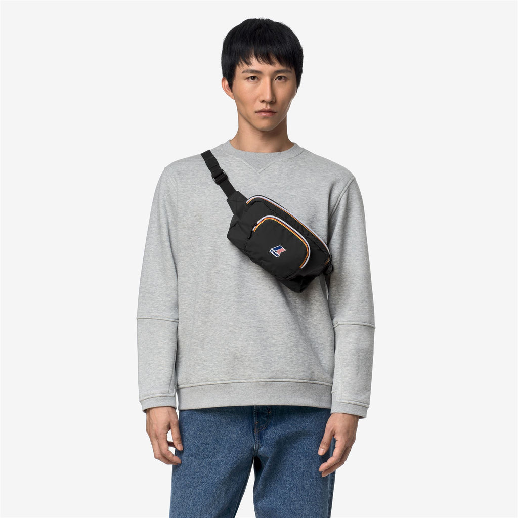 Bags_UNISEX_LE VRAI 4.0 SYL_Waist Bag_Black Pure - Commercial 5